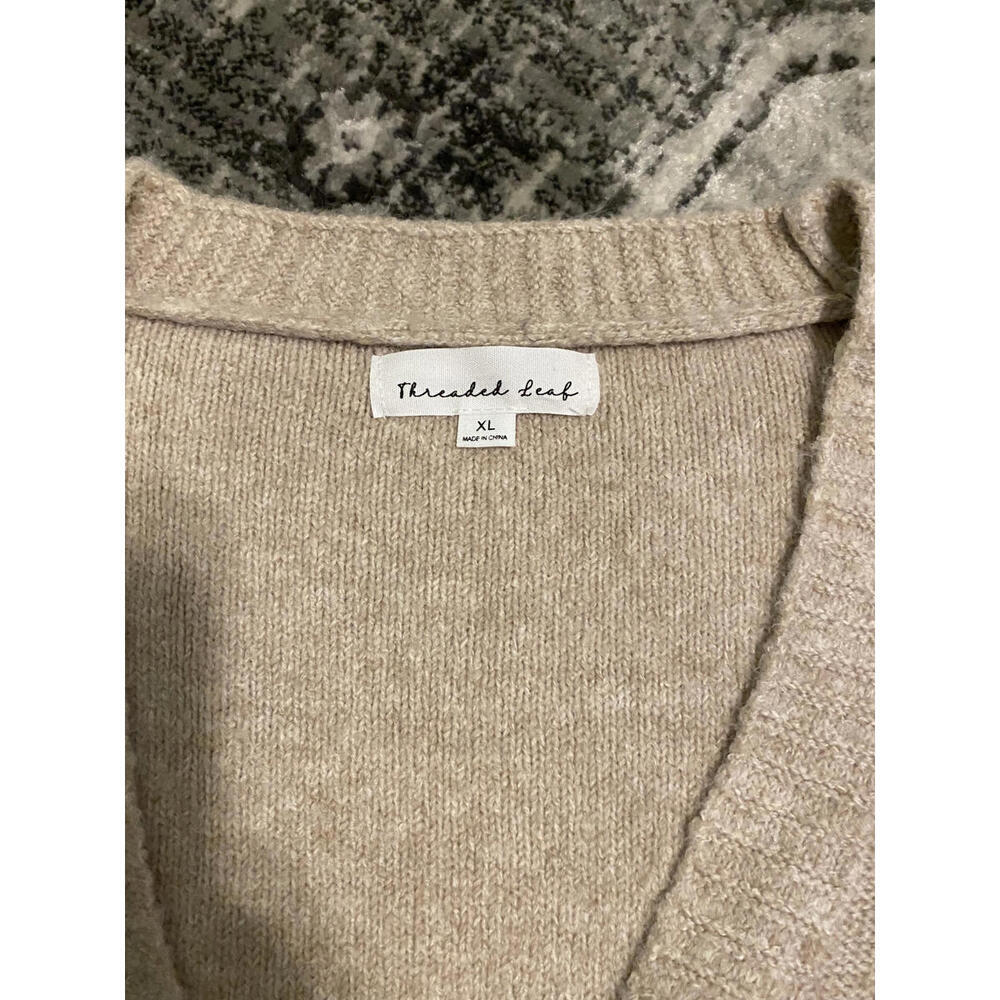Threaded Leaf Beige Star Patterned Cardigan Sweat… - image 2